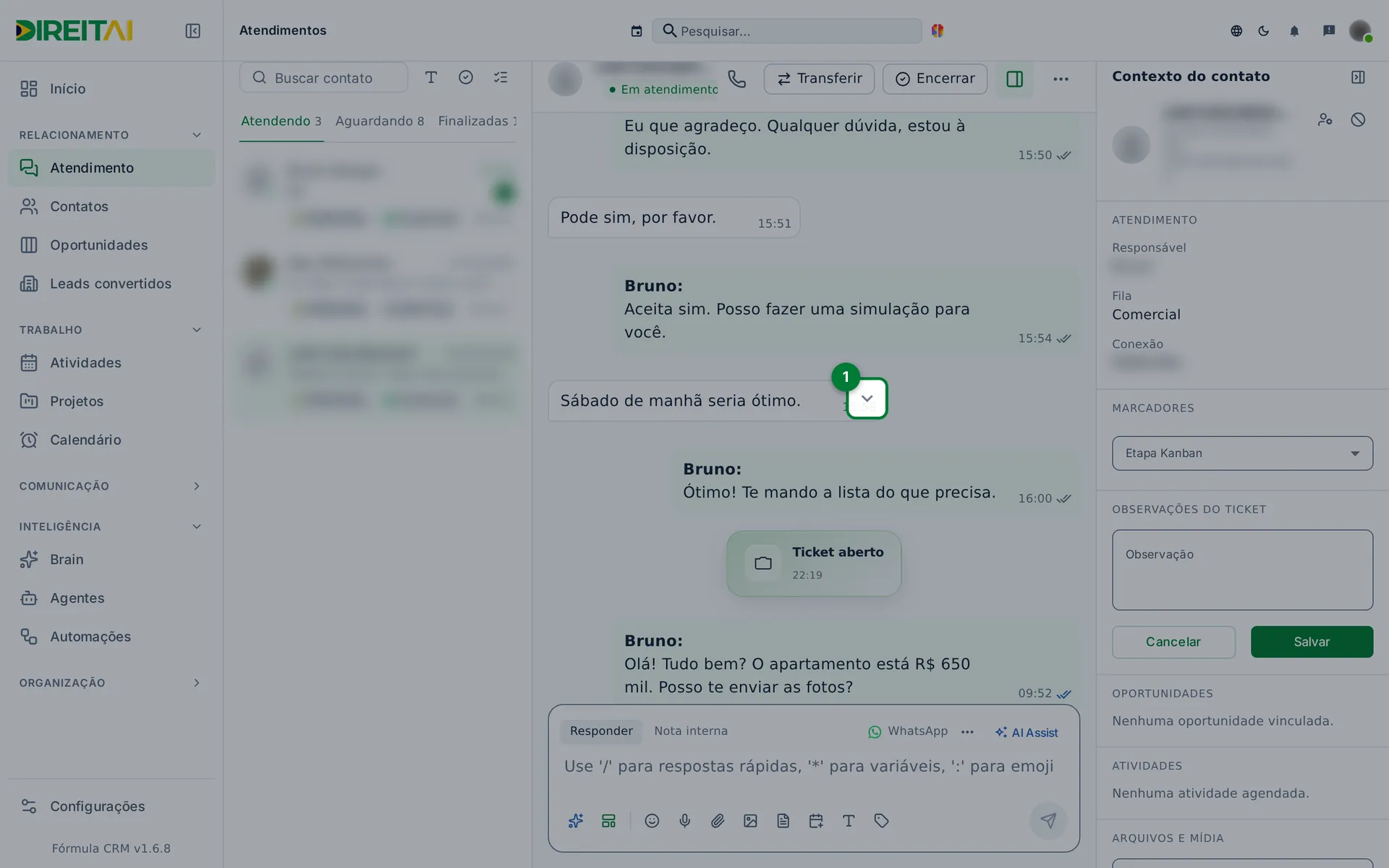 Botão de seta que aparece no canto da mensagem ao passar o mouse