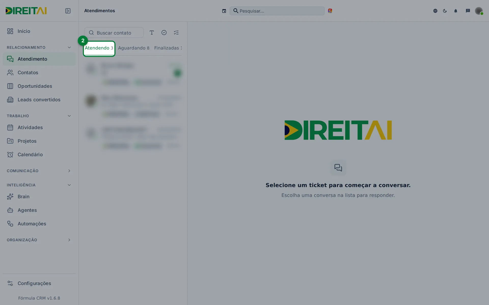 Abas de atendimento destacadas no topo da lista de conversas
